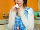 Text by 澤口留美　Photo by 薮田織也 　パーティや食事会で無意識のまま撮られた食事中の写真って、ちょっと下品だったり野性的すぎたりしませんか。無意識なんだし、食べること自体が動物的なんだから仕方がないです […]
