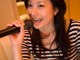 Text by 澤口留美　Photo by 薮田織也 　カラオケで大好きな歌を唄っているシーンを臨場感そのままに撮ってもらったら嬉しいですよね。でも、ダメ写のように正面から当てたフラッシュで顔がテカっちゃったりしていると […]